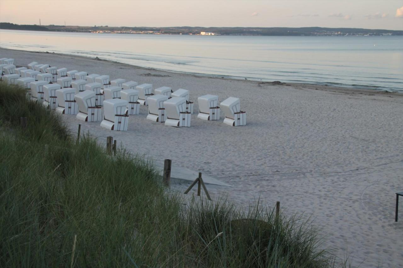Bruchbude Mit Meerblick Binz Exterior photo