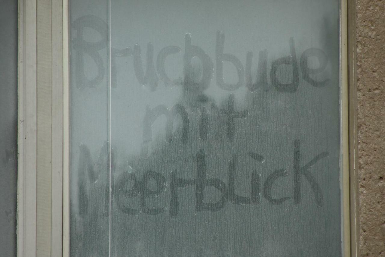 Bruchbude Mit Meerblick Binz Exterior photo